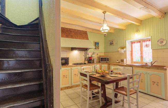 Casa de 5 quartos em Bourg-Archambault com piscina privada e jardim - Foto 11