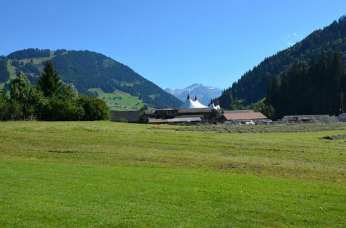 Photo 5 - 3 bedroom Apartment in Saanen