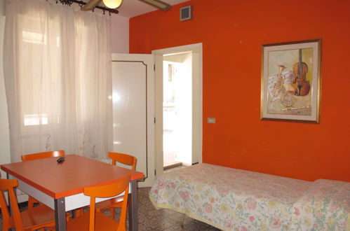 Foto 8 - Apartment mit 1 Schlafzimmer in Cattolica mit terrasse und blick aufs meer