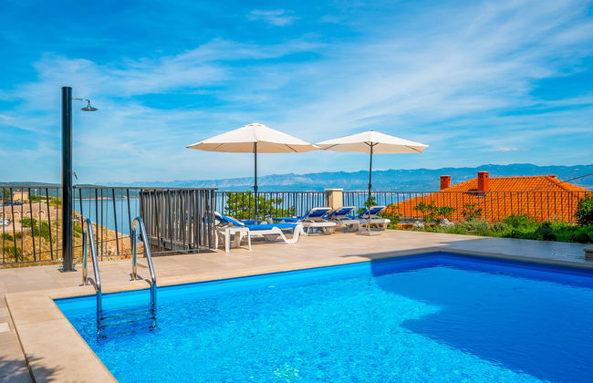 Haus mit 4 Schlafzimmern in Vrbnik mit privater pool und garten - Foto 1