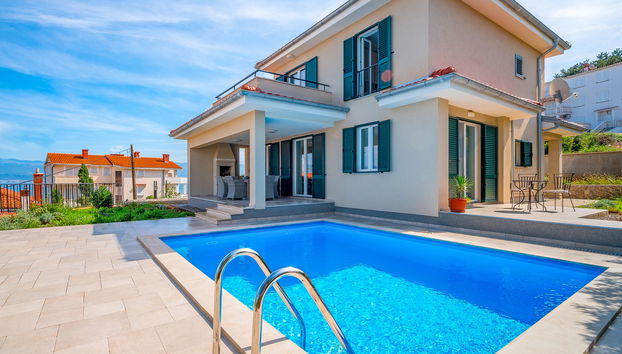 Maison de 4 chambres à Vrbnik avec piscine privée et jardin - Photo 2