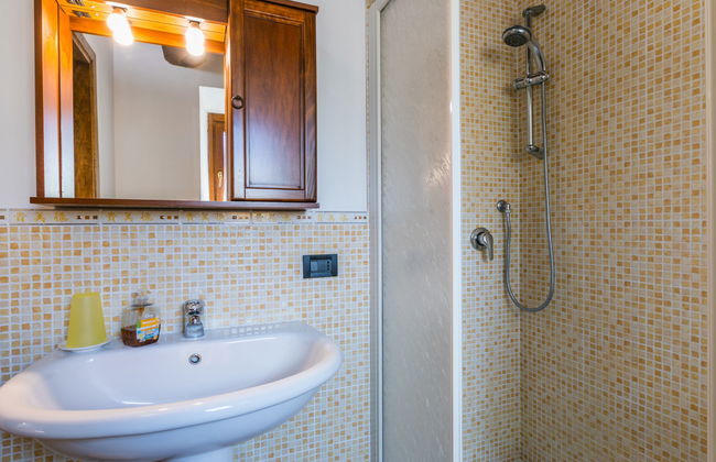 4 bedroom Apartment in Castelnuovo di Val di Cecina with swimming pool and garden - Photo 23