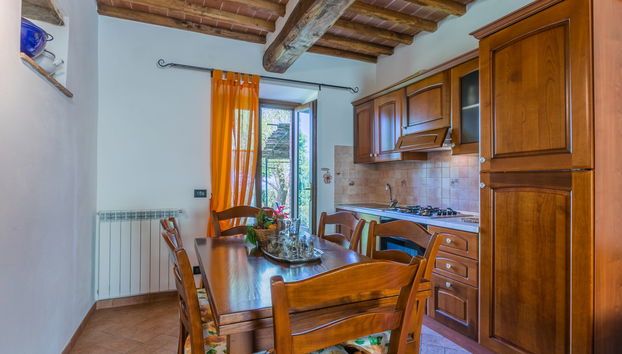 Apartment mit 4 Schlafzimmern in Castelnuovo di Val di Cecina mit schwimmbad und garten - Foto 4