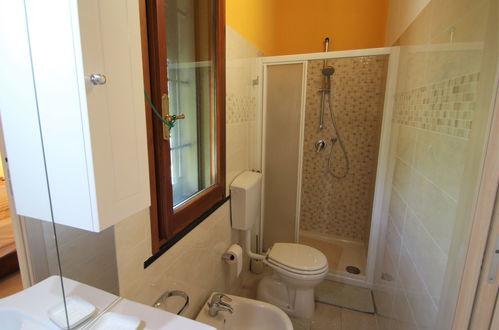 Foto 17 - Casa con 2 camere da letto a Sestri Levante con piscina privata e giardino