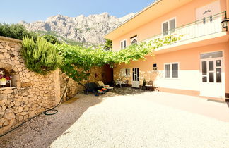 Photo 1 - Maison de 2 chambres à Makarska avec terrasse