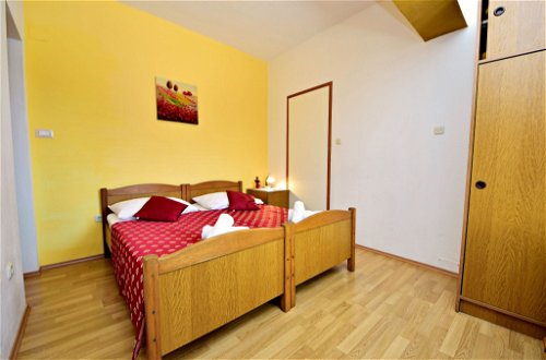 Foto 7 - Casa con 2 camere da letto a Makarska con terrazza e vista mare