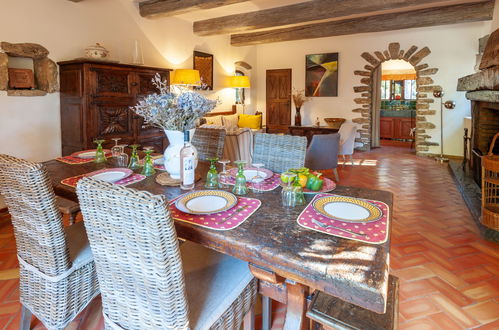 Photo 10 - 3 bedroom House in Ménerbes with private pool and garden