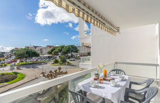 Foto 2 - Appartamento con 3 camere da letto a Royan con terrazza e vista mare