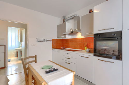 Photo 8 - 1 bedroom Apartment in Umag with terrace