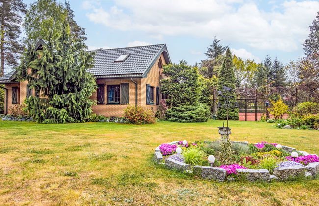 Casa de 4 quartos em Ustka (Gmina) com jardim e terraço - Foto 5