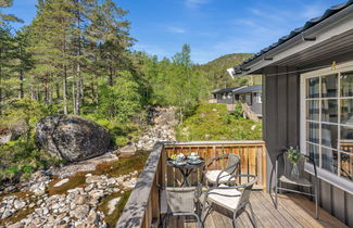 Photo 2 - Maison de 2 chambres à Fossdal avec jardin et terrasse