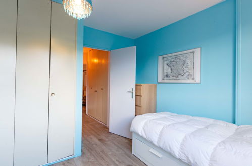 Foto 19 - Appartamento con 2 camere da letto a Les Mathes con terrazza e vista mare