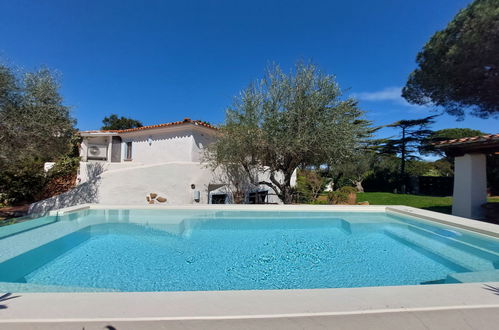 Photo 2 - Maison de 5 chambres à San Teodoro avec piscine privée et vues à la mer