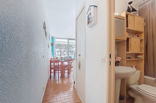 Foto 12 - Apartamento de 1 quarto em Le Grau-du-Roi com terraço