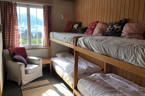 Foto 28 - Apartment mit 4 Schlafzimmern in Saanen