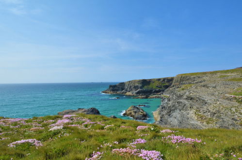 Photo 6 - 4 bedroom House in Padstow with garden and sea view