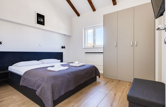 Casa de 5 quartos em Sibenik com piscina privada e jardim - Foto 41
