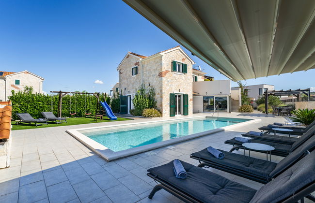 Casa de 5 quartos em Sibenik com piscina privada e jardim - Foto 29