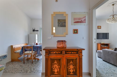 Photo 10 - 3 bedroom Apartment in Portoferraio with garden and sea view