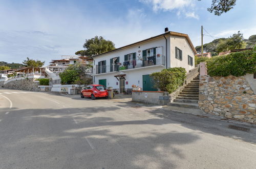 Photo 34 - Appartement de 3 chambres à Portoferraio avec jardin et vues à la mer