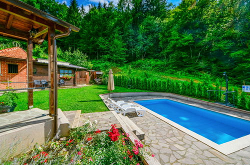 Photo 16 - 3 bedroom House in Delnice with private pool and garden
