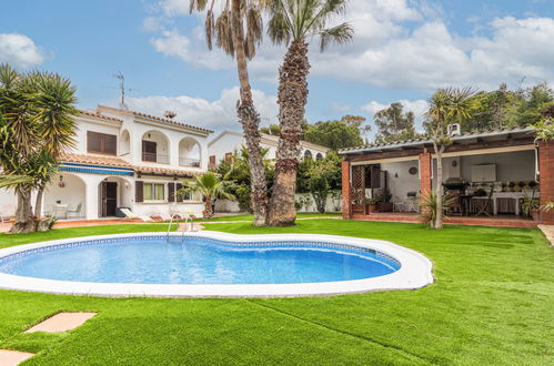 Photo 24 - Maison de 3 chambres à Roda de Berà avec piscine privée et jardin