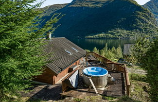 Photo 1 - Maison de 4 chambres à Vik i Sogn avec terrasse et sauna