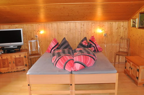 Photo 11 - 2 bedroom Apartment in Lenk with garden