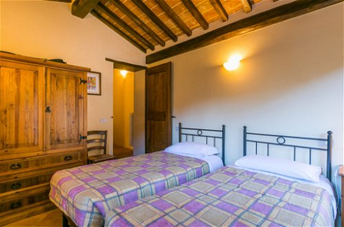 Foto 18 - Casa con 3 camere da letto a Cortona con giardino e terrazza