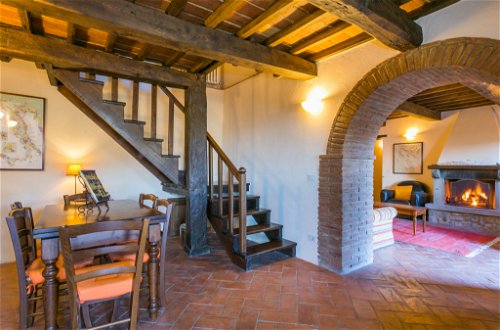 Foto 9 - Haus mit 3 Schlafzimmern in Cortona mit garten und terrasse