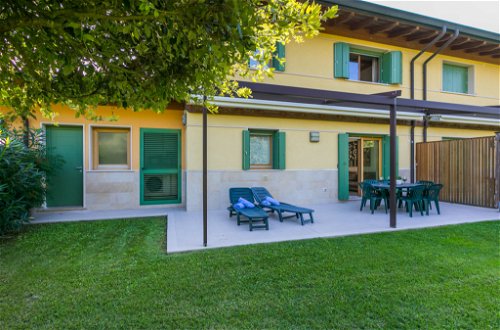 Photo 37 - Maison de 3 chambres à Lignano Sabbiadoro avec piscine et vues à la mer