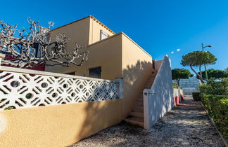 Foto 2 - Apartamento de 1 habitación en Le Barcarès con terraza y vistas al mar