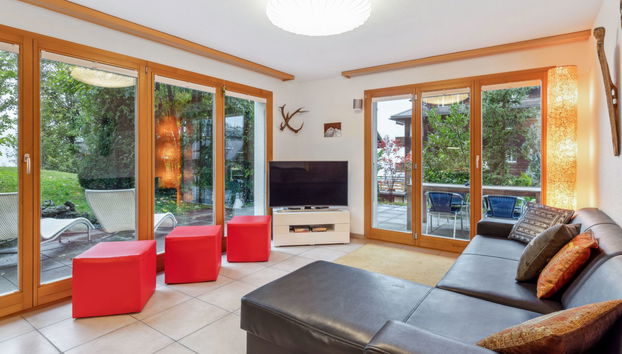 Appartamento con 3 camere da letto a Lauterbrunnen con terrazza - Foto 2