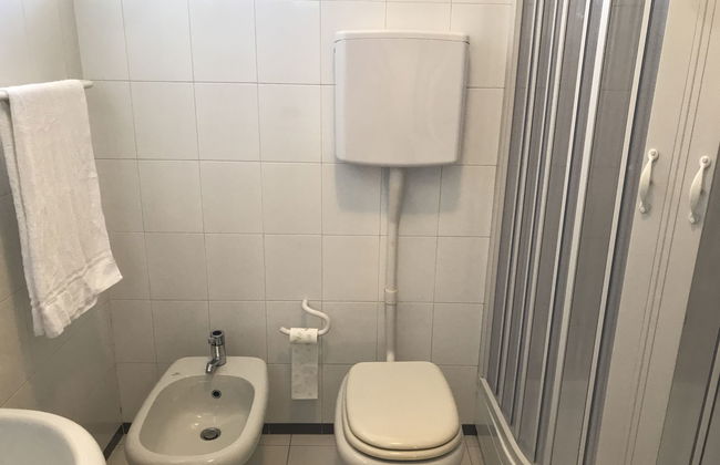 Apartamento de 2 quartos em Lazise com piscina e jardim - Foto 14