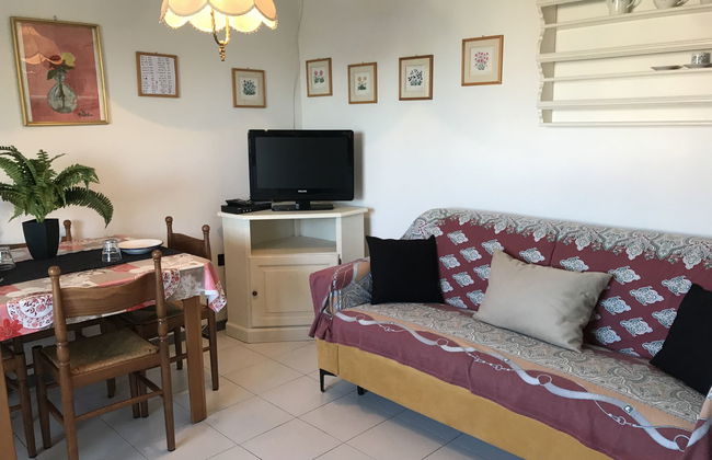 Apartamento de 2 quartos em Lazise com piscina e jardim - Foto 8