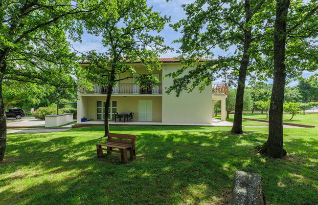 Apartamento de 2 quartos em Žminj com piscina e jardim - Foto 37