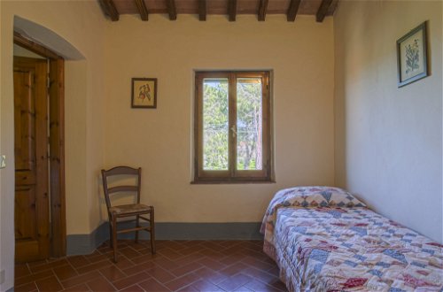 Foto 16 - Appartamento con 2 camere da letto a Barberino Tavarnelle con piscina e giardino