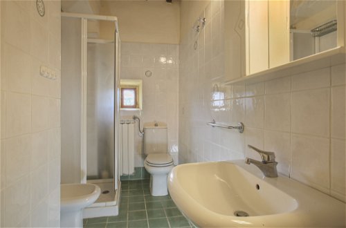 Photo 11 - 2 bedroom Apartment in Barberino Tavarnelle with swimming pool and garden