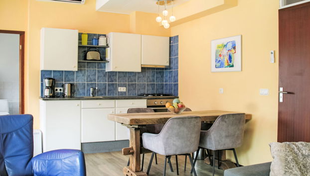 3 bedroom Apartment in Wissenkerke with garden - Photo 3