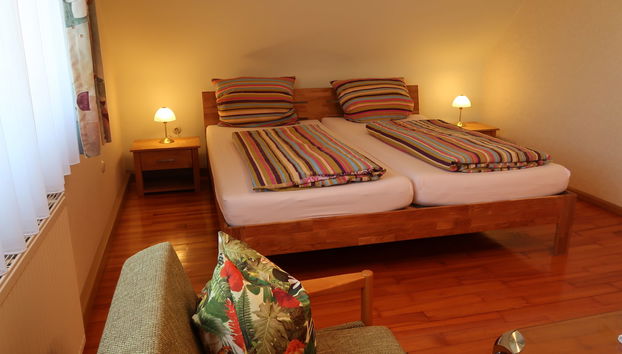 Casa con 4 camere da letto a Neuried con giardino - Foto 3