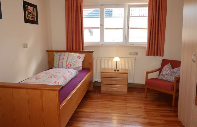 Casa de 4 quartos em Neuried com jardim - Foto 4