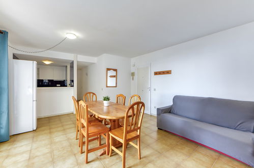 Photo 9 - 2 bedroom Apartment in Roses with garden and terrace