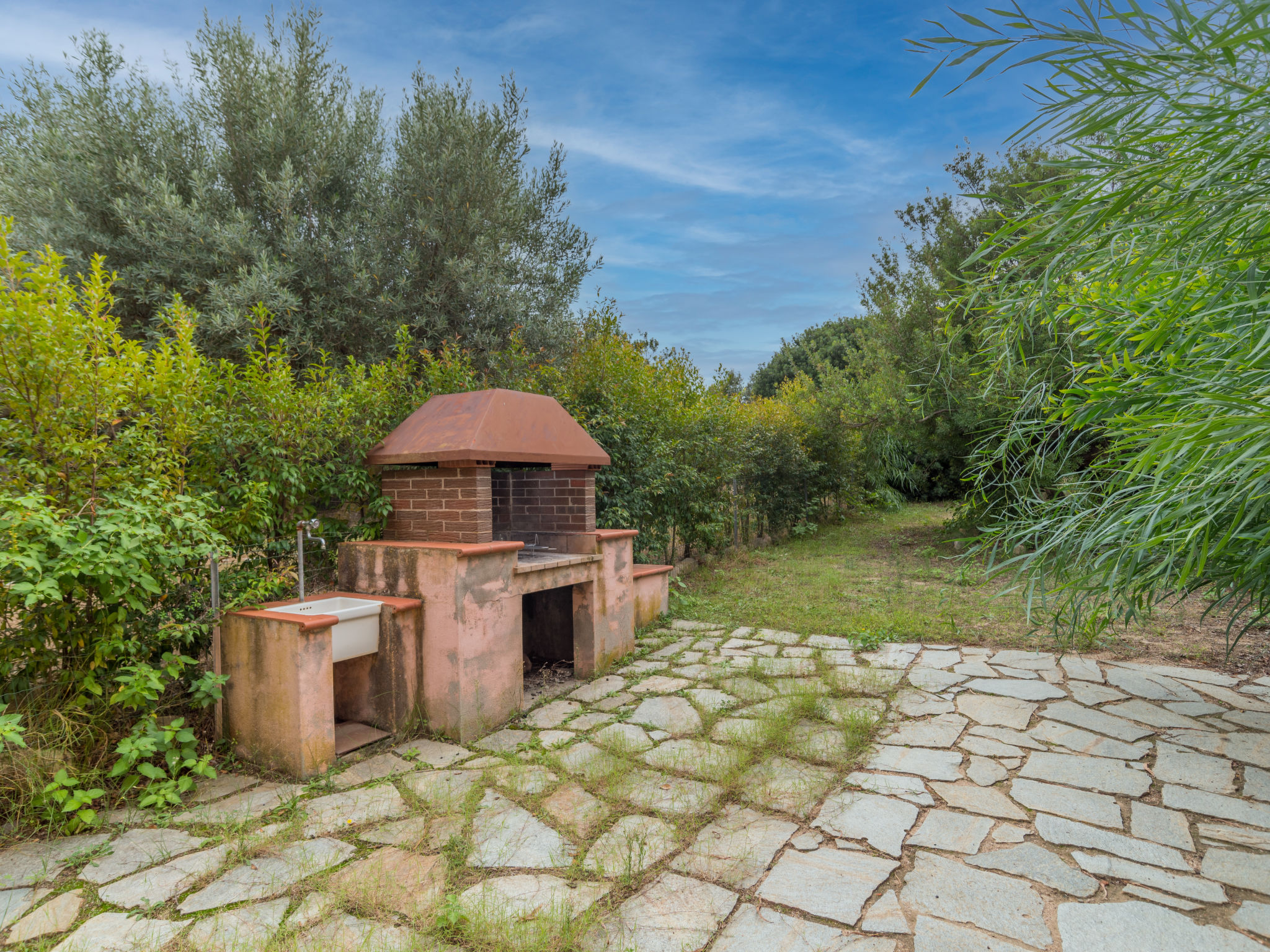 Foto 21 - Casa de 2 quartos em Castiadas com jardim e terraço