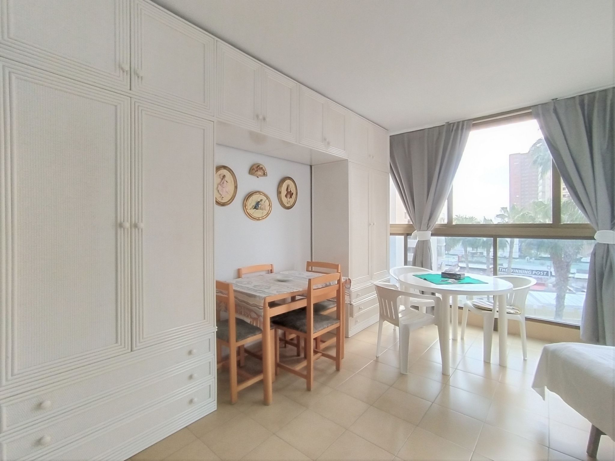 Photo 10 - 1 bedroom Apartment in Benidorm with swimming pool and sea view