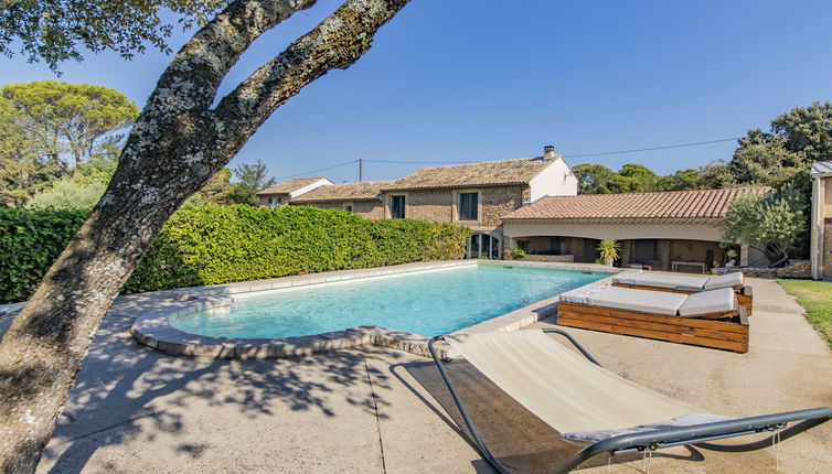 Foto 1 - Casa de 4 quartos em Uchaux com piscina privada e terraço