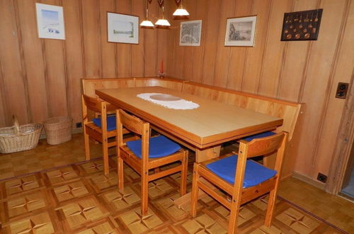 Photo 15 - 3 bedroom Apartment in Saanen