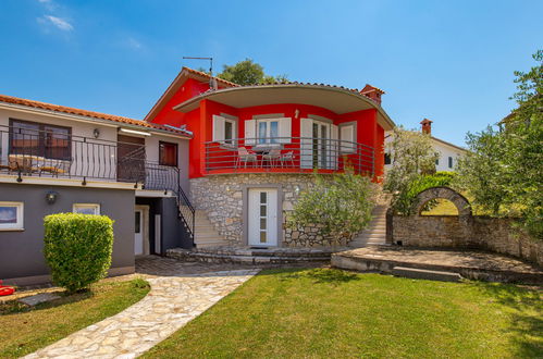 Photo 19 - Maison de 3 chambres à Kršan avec piscine et vues à la mer