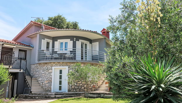 4 bedroom House in Kršan with swimming pool and garden - Photo 4