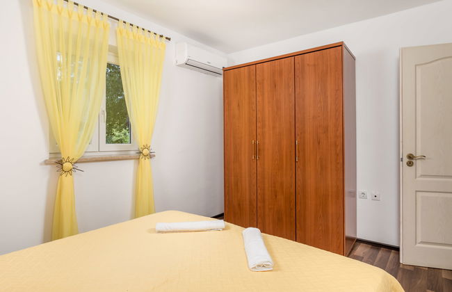 Casa de 4 quartos em Kršan com piscina e jardim - Foto 24