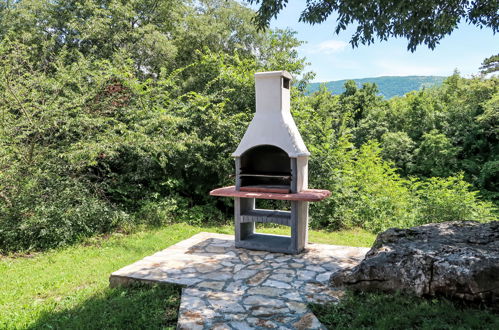 Photo 9 - Maison de 3 chambres à Kršan avec piscine et jardin